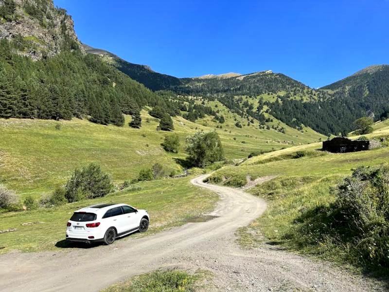 Hike Pyrenees WWII freedom trail